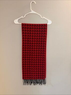 Red and Black Houndstooth Fringe Scarf - Brand Unspecified